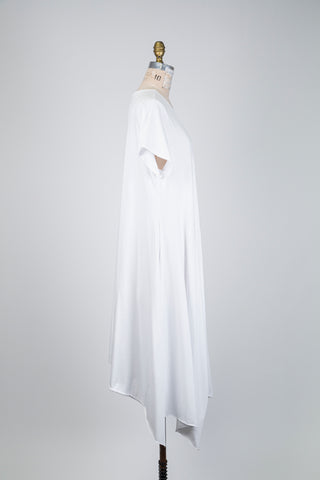 White dress with asymmetrical hem (one size)