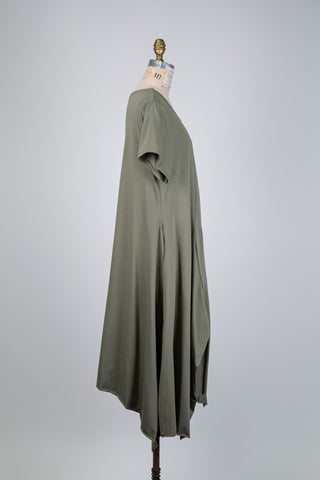 Robe kaki à ourlet asymétrique (TU)