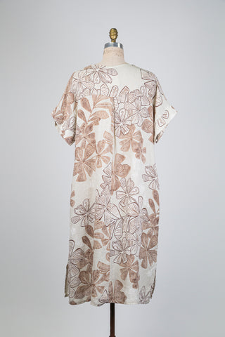 Robe beige à feuillage tropical (TU)