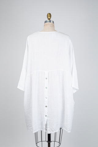 White tunic with buttoned back (OS)