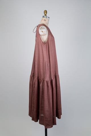 Robe à volant taupe mauve (14/16)