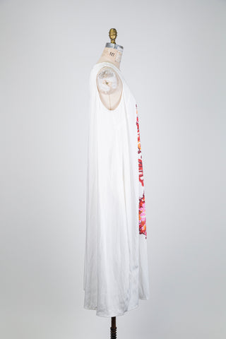 White seahorse dress (ages 14-16)