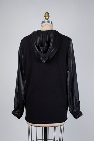 Black two-material hooded sweater (2+4)