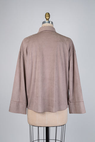 Chemisier taupe souple effet suède (6)