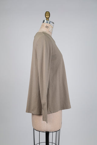Beige long-sleeved T-shirt (S)