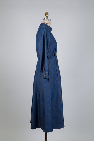 Robe chemisier cintrée en denim (8)