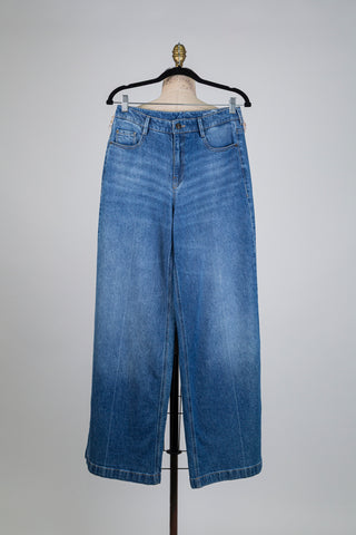Wide-leg washed denim trousers (6)