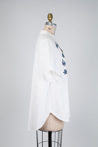Blouse blanche à broderie florale (14/16)