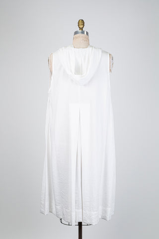 Sporty chic white tunic with piping (14/16)