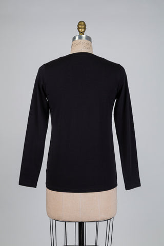 Black long-sleeved T-shirt (S)