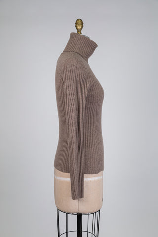 Chandail café col roulé (6)