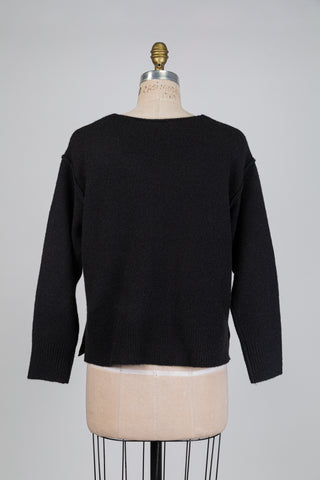 Black V-neck sweater (S)