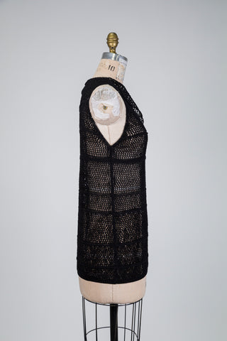 Black V-neck mesh tank top (OS)