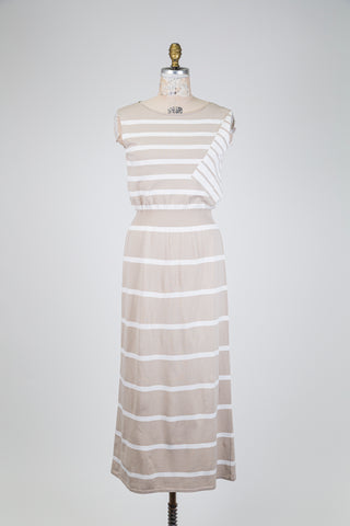 Robe en tricot beige à rayures blanches (TU)