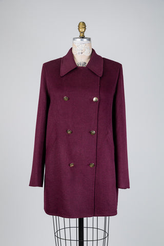 Classic burgundy coat with gold buttons (8+16)