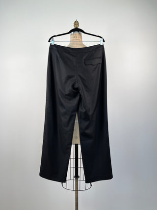 Timeless black trousers in luxurious fine wool (XS/S)