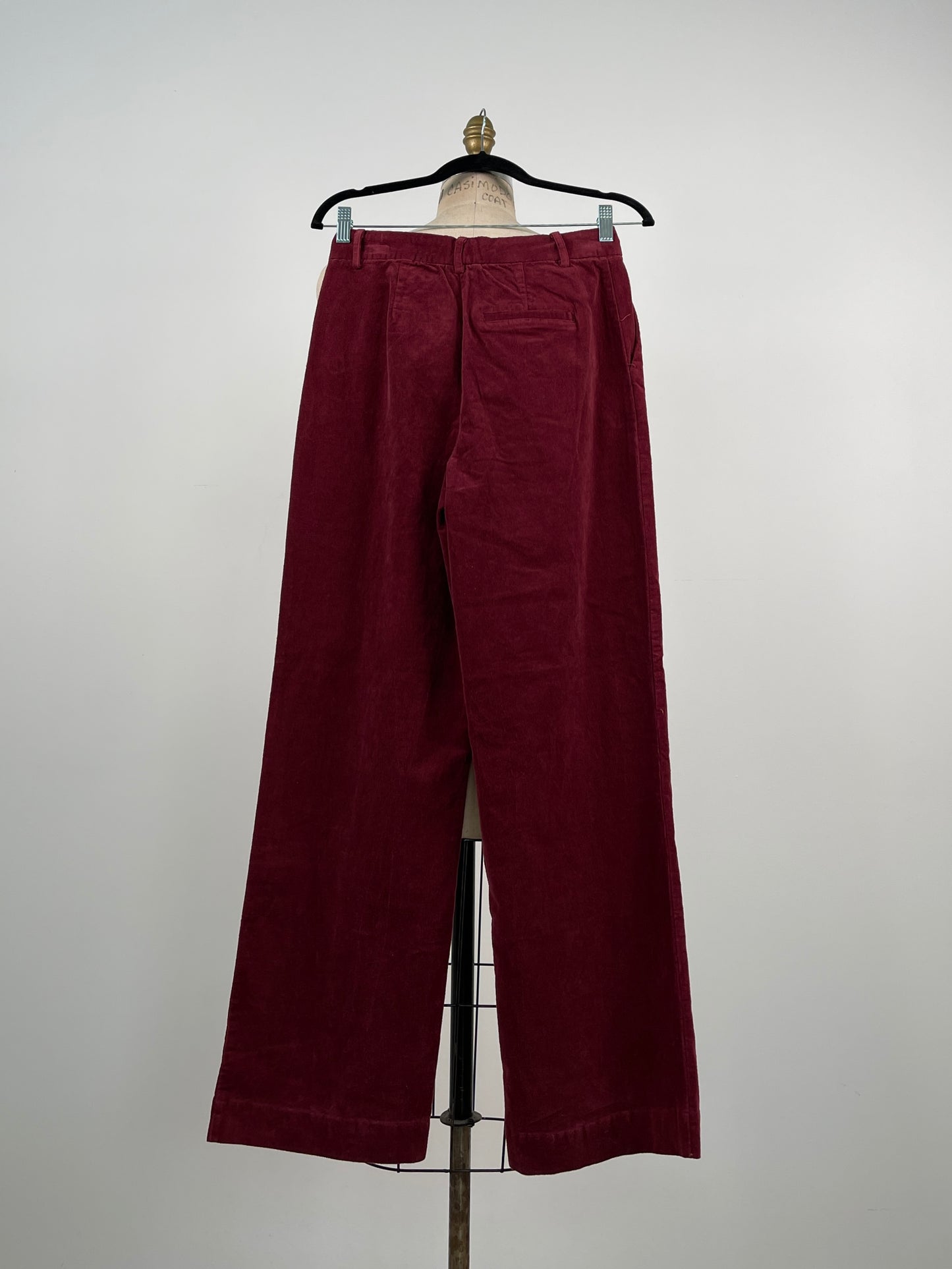 Pantalon en corduroy bordeau lavable (4-8-10)