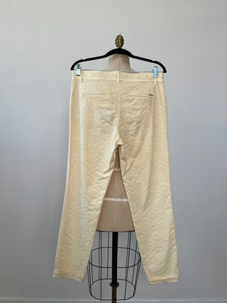 Floral Textured Vanilla Cigarette Pants (S/M)