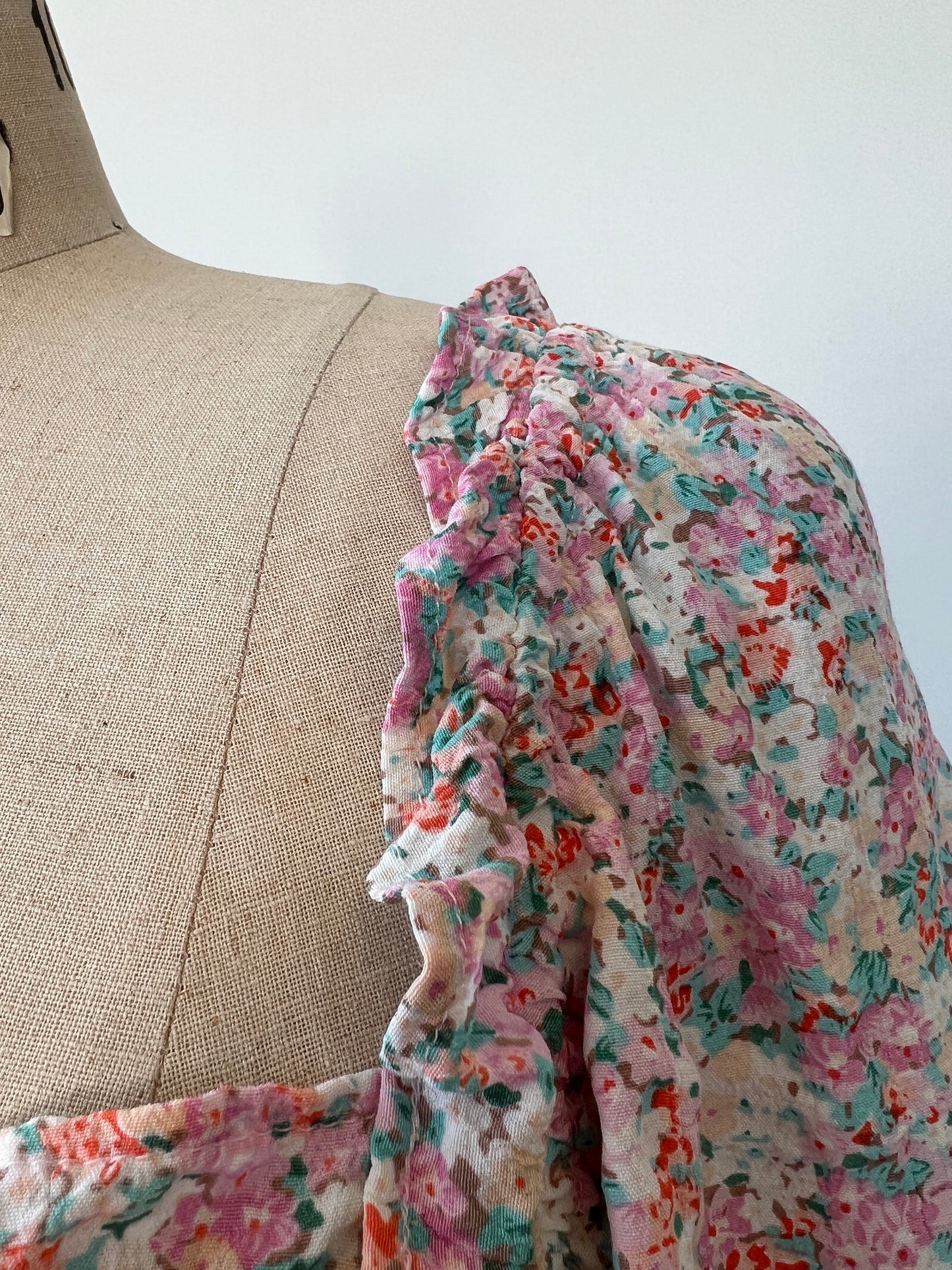 Robe bohème à imprimé floral pastel (S)