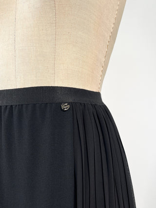 Long flowing black skirt in two materials, semi-pleated, washable (S)