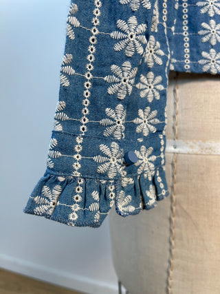 Blue denim-style blouse with bibs and floral embroidery (XXS)