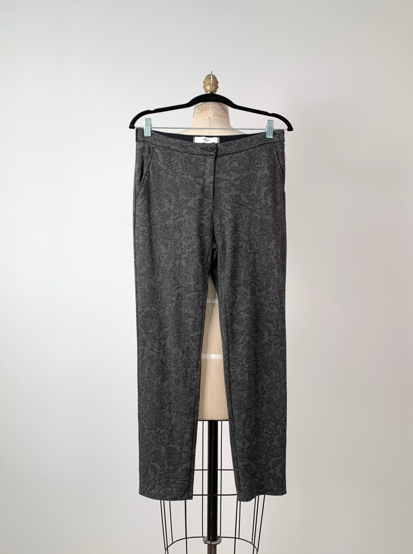 Pantalon legging gris à imprimé floral (M)