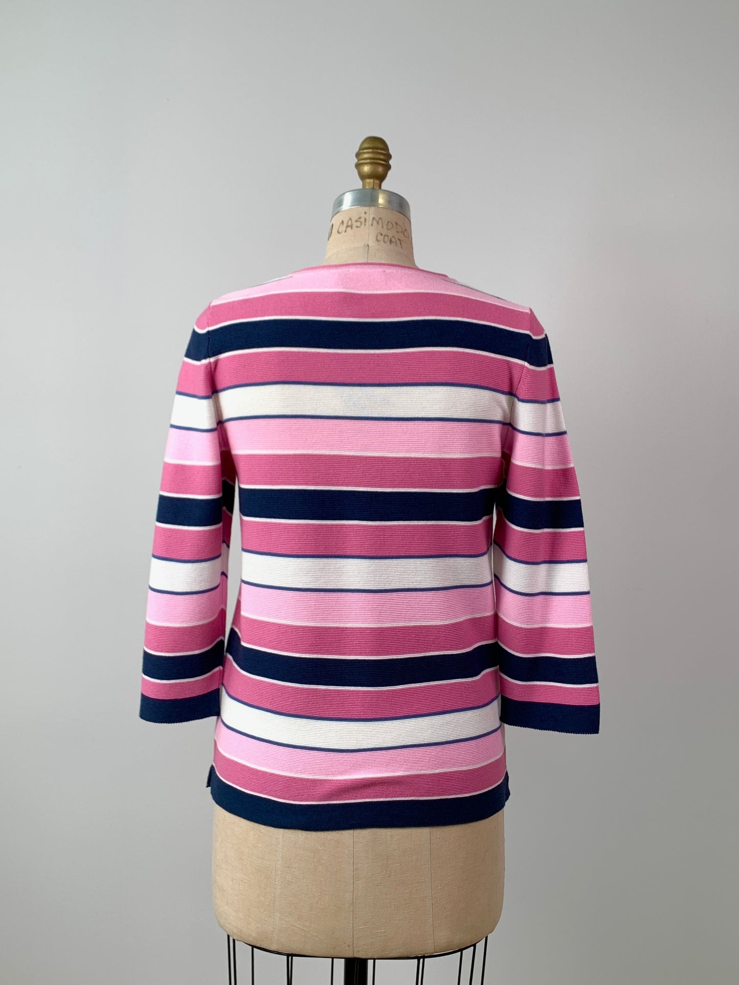 Chandail en tricot à rayures rose blanc et marine (M)
