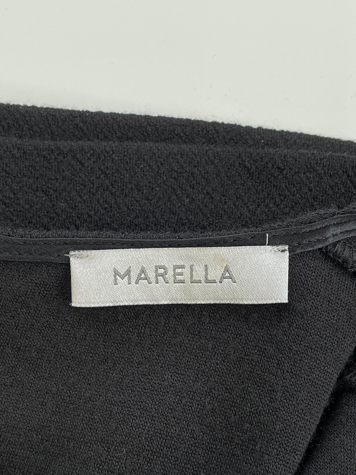 Robe noire cintrée à pinces en tricot texturé (XS)