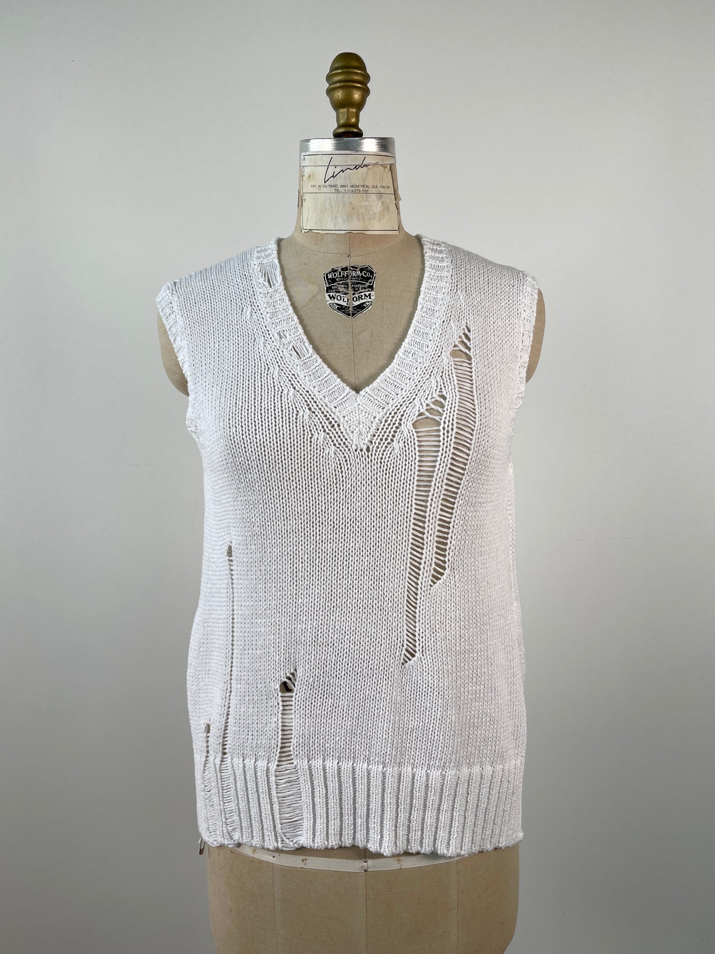 Débardeur blanc en tricot ajouré effet déconstruit (S)