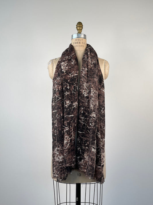 Foulard pure laine à imprimé abstrait noir brun et crème