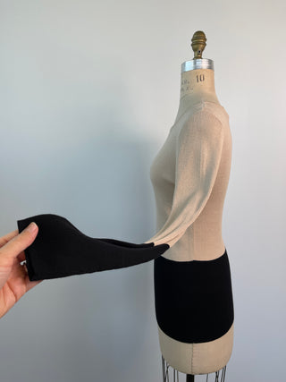 NEW* Black and Tan Silk and Cotton Sweater (SML)